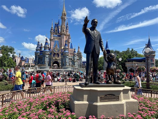 Influencer claims Disney World staff shamed her ‘short, form-fitting outfit’ after visitor complaints