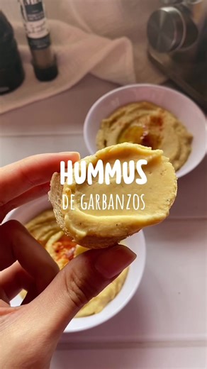 Hummus de Garbanzos: Receta Fácil y Deliciosa