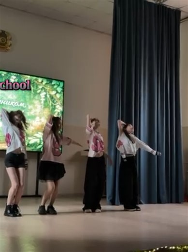 Группа Diamond выступила с закрытым танцевальным номером в школе. К сожалению, полное видео показать нельзя, но мы делимся яркими моментами нашего выступления! ✨ The Diamond group performed a closed dance show at school. Unfortunately, we can’t share the full video, but here are the highlights of our performance! ✨💎 #Diamond #DanceVideo #ViralDance #KpopDance #DanceChallenge