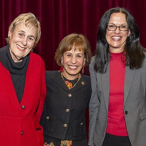 President Carol L. Folt Focuses First Master Class at USC on Resiliency within the Context of Social Work | News