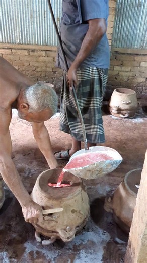 Incredible process of manufacturing cauldron #viral #amazingwork #foryou #cauldron
