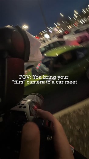 When we say Sony cameras are the best, we’re not just talking 👏 @jtran.media showing just how versatile the A7IV gets with this fye shoot 🎥🔥 #SonyA7IV | Sony Electronics