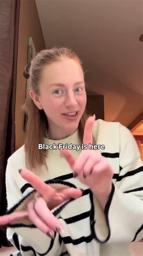 If you’re seeing this, take it as your official reminder to start your Mixbook before the rush. 🎁 What’s first on your list? Photo books, cards or calendars? #Mixbook #BlackFridayDeals #holidayseason #giftinspo