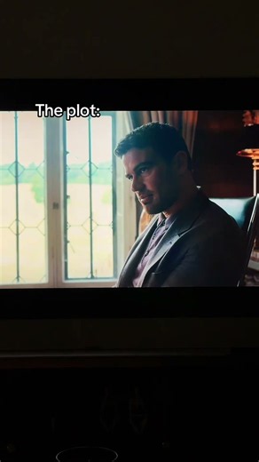 Are we all watching The Gentlemen for Theo James’s sauna scenes? NetflixUK #thegentlemen #theojames