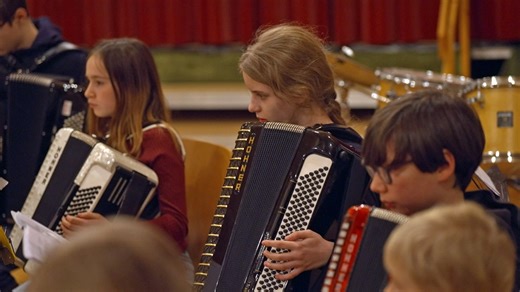 Sogar Abba geht damit: Das Akkordeon ist Instrument des Jahres 2026