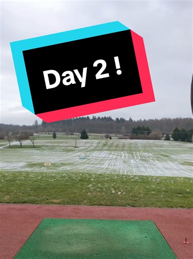 Day 2 of getting to Scratch Golf.. SOMEONE TELL ME HOW TO USE THIS THING !! Thank you 😁 #golf #golftraining #golfer #training #help