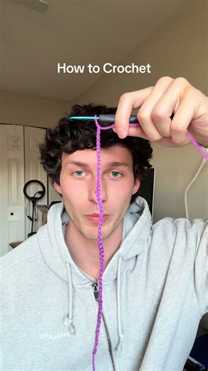 Trying to crochet a beanie from scratch #beginnercrochet #beaniecrochet #tryingcrochet #easycrochet #basiccrochet