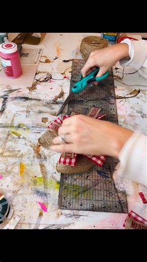 1.1K views · 35 reactions | 3 layer bow tutorial #bowtutorial #diycrafts #doorhanger | Painted by Mandy | Facebook