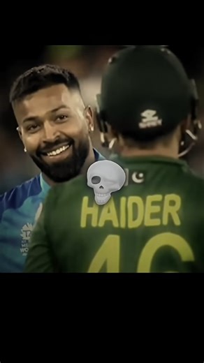 𝐁𝐀𝐋𝐕𝐀𝐍𝐓 𝟏𝟎𝐊 on Instagram: "2006년 개봉한 영 (Labyrinth)은 단순한 판타지 모험을 넘어, 성장과 선택, 그리고 내면의 용기를 그린 작품입니다. 화려한 미로와 마법적 생물들 사이에서도, 영화는 끊임없이 “과연 진정한 길은 어디인가?”라는 질문을 던집니다. 복잡하게 얽힌 길과 신비로운 공간 속에서 주인공 사라가 맞닥뜨리는 도전은 관객의 긴장을 끝까지 유지하게 합니다. 사라가 동생을 구하기 위해 미로를 헤치고 나아가는 과정은 단ᄉ