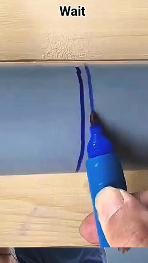 Simple tip to mark accurately on a plastic pipe 🤓 #diy #tips #tricks #tipsandtricks #rellsfacebook #facebookviral #facebookreel #accurately #plasstic #simple #pipe #DIY #tip #fypシ゚viralシ #viral2025 | Papuler video's