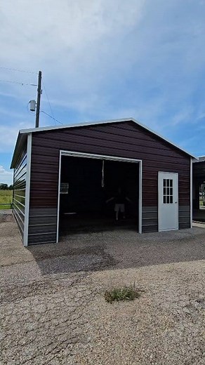 Need extra space for storage, a workshop, or your next side hustle HQ? This 20x25 metal building delivers strength, space, and serious value. ✅ Perfect for tools, toys, or business gear ✅ Customizable options available 💰 Only $5,550 – no gimmicks, no fluff 📍Liberty, Tx | ProStructures - Liberty