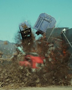 The squad is back. 🔥 Catch ALIENOID: RETURN TO THE FUTURE on the big screen January 26. Starring Ryu Jun-yeol, Kim Tae-ri, and Kim Woo-bin. Get tickets now. #Alienoid #AlienoidReturnOfTheFuture | WELL GO USA