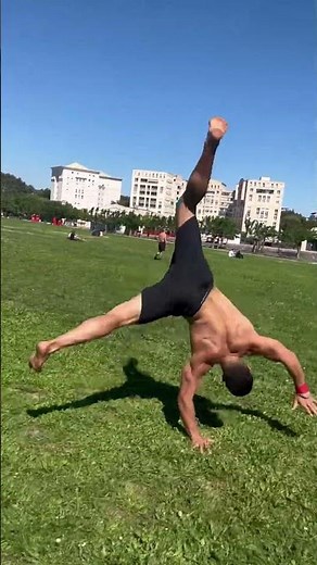 Comment apprendre les salto ?? C’est facile faut s’entraîner 🔥💪