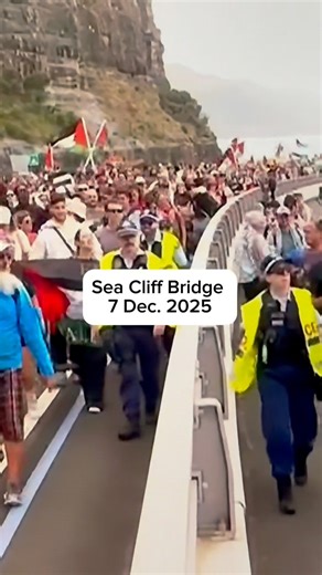 Sea Cliff Bridge, NSW Australia Credit to :7NEWS #ForEntertainmentPurposesOnly #fblifestyle | Australia-Phil