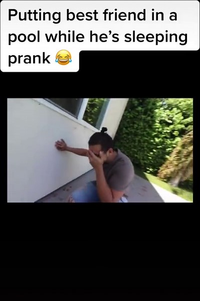 Prank Wars: Putting Best Friend in a Pool While He's Sleeping 😂
