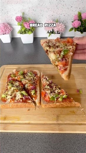 Cheese Bread Pizza Recipe 😍| Ready in Just 10 Minutes