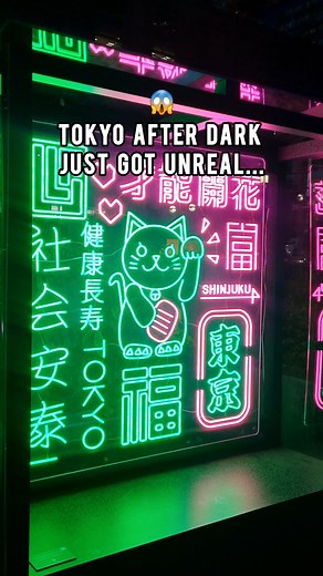 Shinjuku has a new illumination project inspired by Tokyo itself 🌃 In a city where Edo-period traditions blend with modern culture, Shinjuku lights up with a one-of-a-kind art illumination. Neon and projection mapping transform the streets into an immersive nighttime experience. Discover Transformirror (TOKYO NIGHTTIME PROJECT ver.), an AI-powered mirror that reimagines you; EDO GATE – The Door Illuminating Time, a glowing portal through time; Play the Light!, where your shadow becomes a kaleid