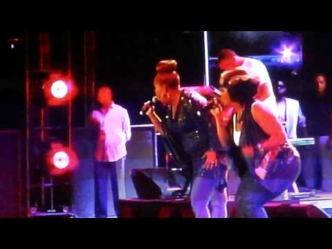 Mary Mary performing "Go Get It" at 2012 Essence Festival