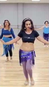 3 Quarter Shimmy - Try this iconic BELLY DANCE move! 👀 💃🏻 #bellydance #dance #shorts