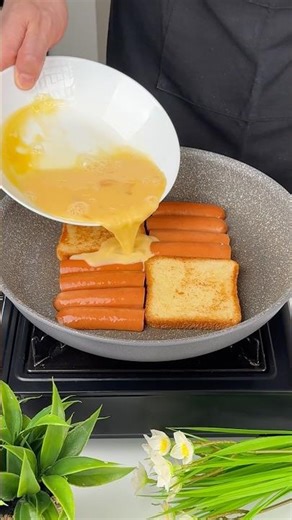 THE BEST BREAD AND SAUSAGE BREAKFAST RECIPE