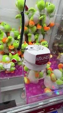 Never Ending Claw Machines at This Arcade!
