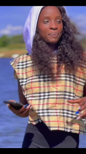 Coco's Must-Shine Dance Koma with Poisonous Queen: A Filtered Performance