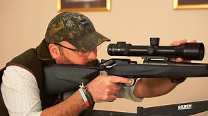 3K views · 71 reactions | See Jim Riley mounting the Victory V8 within 2 minutes, using the rail system. | ZEISS Hunting | Facebook