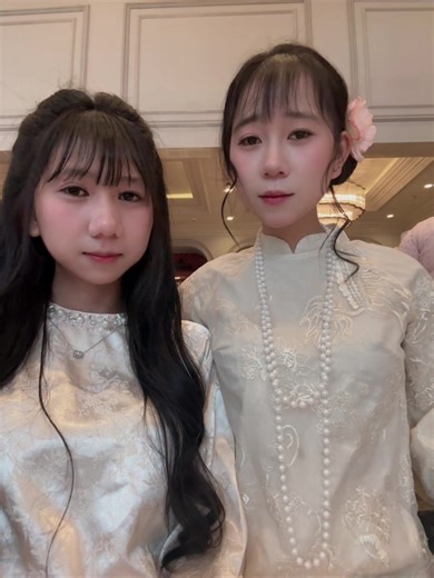 Thân em như hoa trên cành , hoa thì dễ rụng em thì dễ thương##xuhuong ##xuhuong