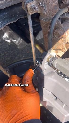 7.4K views · 55 reactions | Brake blade procedure #automotive #mechanic #mechanicproblems #mechaniclife #automotivetechnician #fypシツ #cars #autotips | My Mobile Mechanic / Auto Repair & Brake Replacement. | Facebook