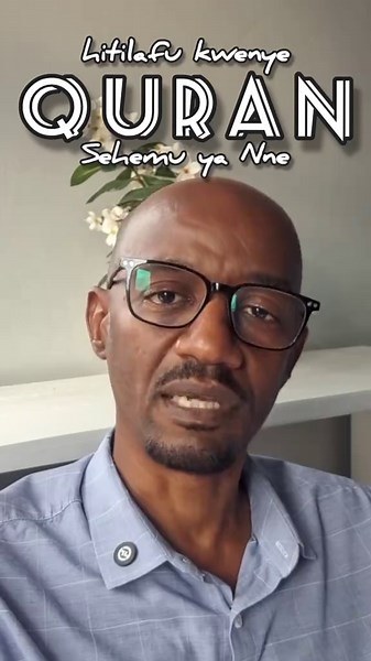 HITILAFU KWENYE QURAN: Kinachotofautisha kitabu cha Mungu na vile visivyo vya Mungu si uwepo au kutokuwepo kwa hitilafu bali ni idadi za hitilafu (Quran 4:82). Kwa maneno hayo Allah anatubashiria kwamba hitilafu tutazikuta ndani ya quran ila si nyingi ukilinganisha na kwenye vitabu vingine visivyotoka kwake. Swali ni, je, idadi gani inatakiwa kuwa ukomo wa hitilafu baina ya Quran na vitabu vingine? #hitilafukwenyequran #quran #allah #muhammad #waislamu @Farn @B✨💫 @B M @dinah @CHAKA WA MUSA @iam