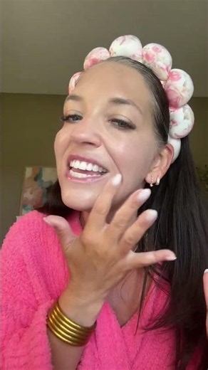 Smooche color changing foundation that actually works on mature skin #colorchangingfoundation