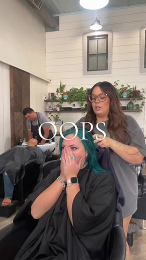 Idk what happened 🤷🏼‍♀️ #bluehair #fyp #viralhair #bluehairdontcare #dfwhairstylist #dfwhair #dfwstylists #funny #bridewars