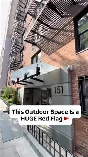 This NYC 1-Bedroom Looks Great… Until You Step Outside 🚩😳