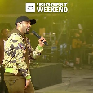 89K views · 621 reactions | Singing and dancing on REPEAT  for the entirety of Craig David's Swansea set Always a guaranteed party with this guy! | BBC Radio 1 | Facebook