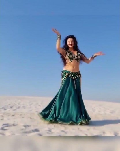 Exotic Desert Safari Belly Dance - Embrace the Magic of Dubai #bellydance