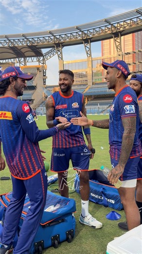 13M views · 327K reactions | 헦헧헥헔헜헚헛헧 헢헨헧헧헔 픾핌핃핃핐 헖헥헜헖헞험헧 藍 #MumbaiIndians #PlayLikeMumbai | Mumbai Indians | Facebook