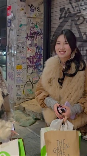 Seoul Hottest Nightlife After dark 🇰🇷😎#southkorea #nightlife #travel