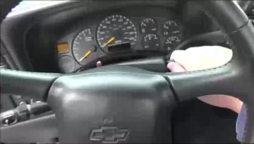 2000 CHEVY SILVERADO START UP - 4K UHS