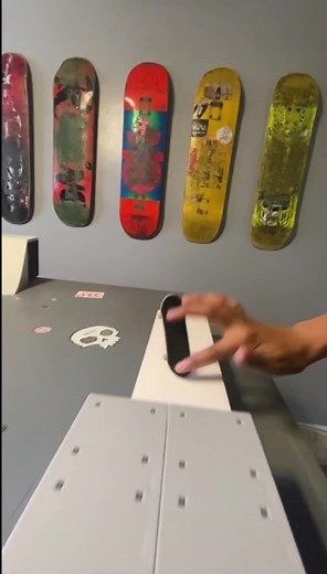 Kick flip manny manny with @egal115__ #startsmallgobig