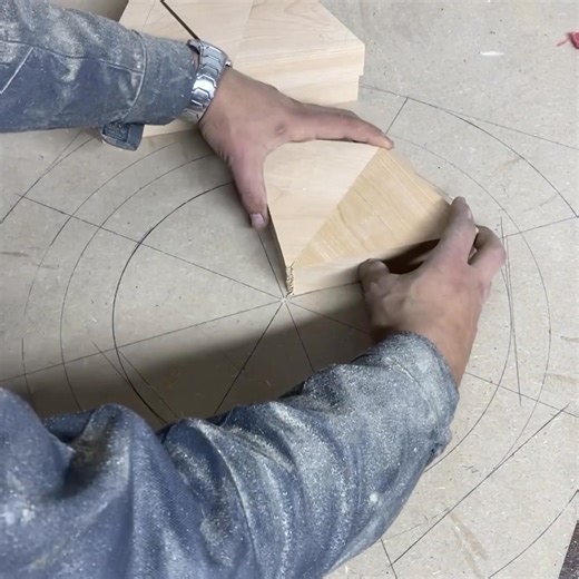 How to build a globe-shaped dining tab #carpentry #woodworking #table Part 5 | Wood Logic