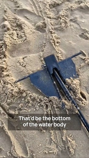 Boat Anchoring How-To: anchor on the beach *Part 1* #boating #learntoboat #BoatingTips #lakehopatcong #highlandsnj #bridgemarina | Bridge Marina, Inc.