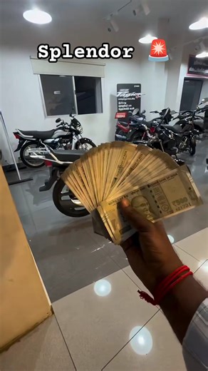 Hero splendor🚨 #hero #cat #shortsfeed #shortsvideo #splendor #shortsviral #shortvideos #viralvideo