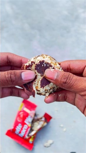 Lotte Choco pie asmr #chocolate #cake #shortsfeed #viral #fyp