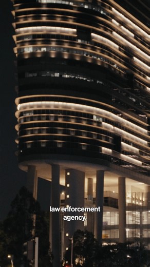 The Malaysian Anti-Corruption Commission was set up to fight graft. Now some of its members have been accused of the very wrongdoing they are meant to stop, allegedly helping a group of businessmen seize control of companies. Questions about the commission’s conduct go all the way to the top. Watch the full story bloom.bg/44zKGBS | Bloomberg