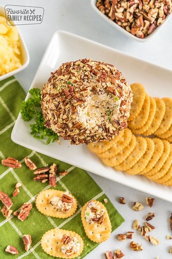 Pineapple Pecan Cheese Ball