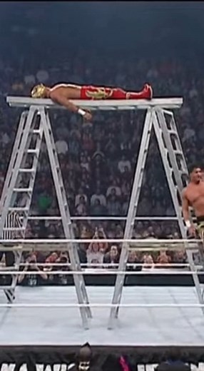 Eddie Guerrero vs Rey Mysterio - Unseen Match 😨😨 #eddieguerrero #reymysterio | Wrestleverse