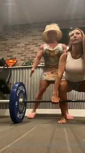 Aleesha Young roid muscle lift girl