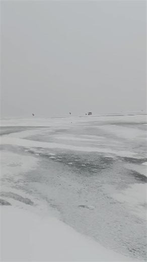 Охота и Рыбалка Темиртау (ОРТ) on Instagram: "Стабильный лёд и клёв,в отличие от погоды #СамаркандскоеВодохранилище #Русло 🎥🎣🎣🎣 от Жомарта,участника нашего сообщества из группы ватсап"