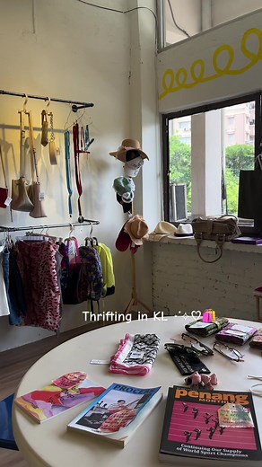 Exploring the Hidden Treasures of Kuala Lumpur's Thrift Scene! 🛍️✨ 📍Looop, Kuala lumpur
