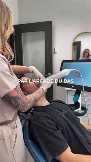 Avant, il fallait attendre des SEMAINES. Maintenant? Quelques minutes 👀✨ Grâce à notre nouveau scanner iTero, tu peux voir : 👉 tes dents AVANT 👉 une simulation 3D de ton APRÈS 👉 dès le premier rendez-vous Plus de pâte dans la bouche. Plus d’attente interminable. Juste une vision claire de ton futur sourire 😌